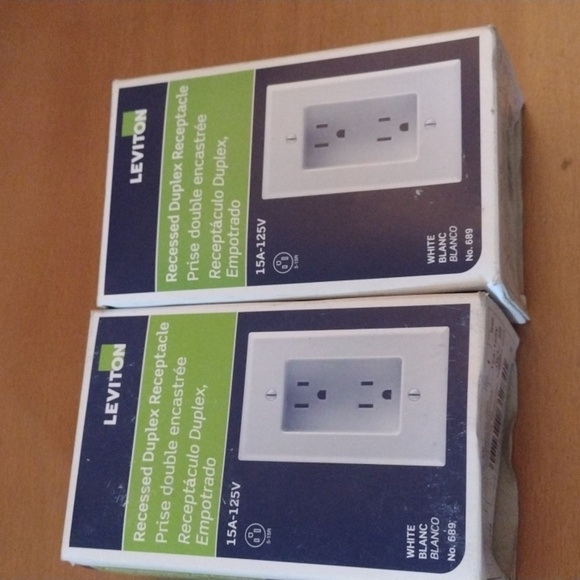 Recessed Duplex Receptacle Pair - Picture 1 of 4